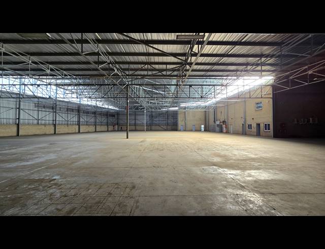 3,302M² WAREHOUSE TO LET IN SPARTAN